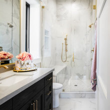 Upstairs Master Bath