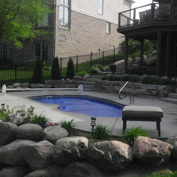 Leading Edge - St. Clair Fiberglass Swimming Pool