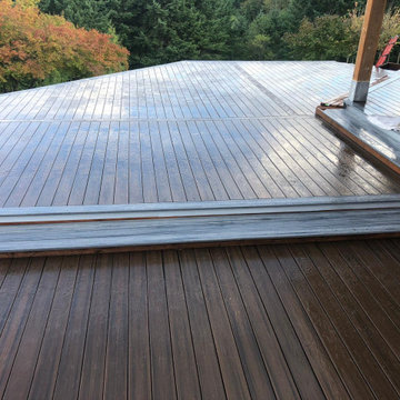Two-Tone Trex Deck