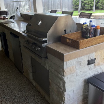 Houston Outdoor Kitchen and Media Area - Long, Narrow Space