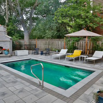 Hinsdale, IL Compact Rectilinear Swimming Pool with Automatic Pool Cover