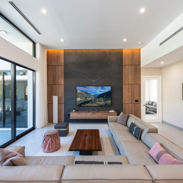 Contemporary Home - 09