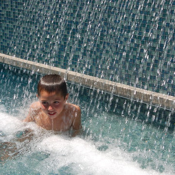 RIVER FLOW POOL