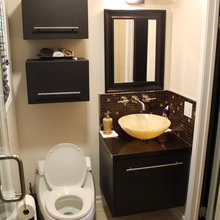 bathroom for D