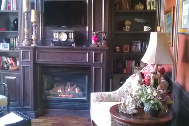 Mid-sized elegant living room photo in Houston