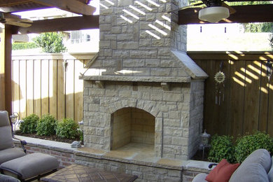 Patio photo in Dallas