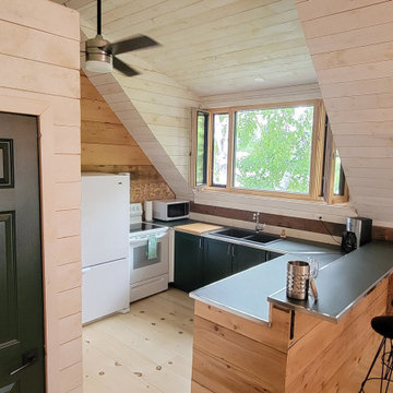 Wellington Carriage House Renovation