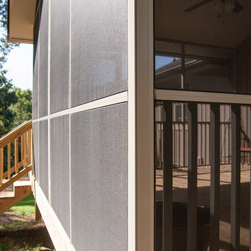 Screen room and Front Entry