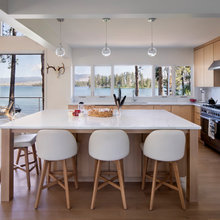 Lake kitchen