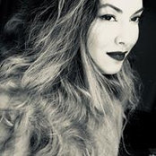 Emily Sados foto