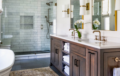New This Week: 7 Beautiful Bathrooms With a Low-Curb Shower