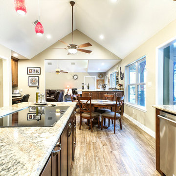 A Closed-off 1980’s Home Gets a Bigger, Brighter Look