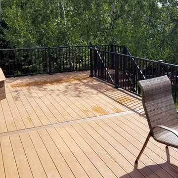 Timbertech Deck with Custom Bench
