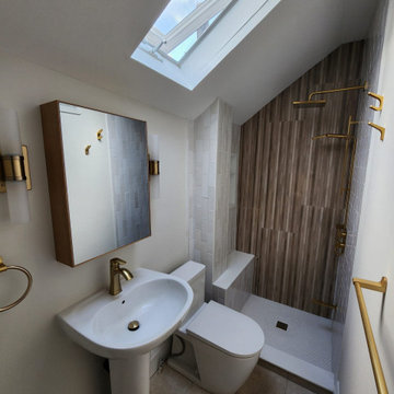 Heyworth Crescent Bathroom Reno