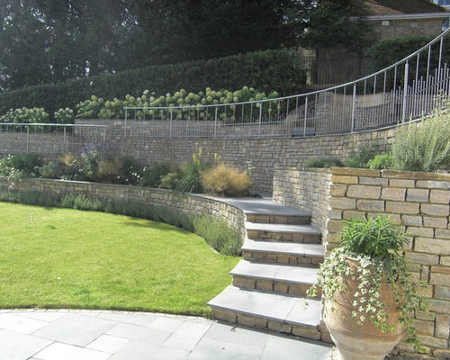 Best Steep Garden Design Ideas & Remodel Pictures | Houzz