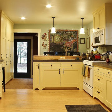 A Russian Fireplace Anchors a 1912 Family Home
