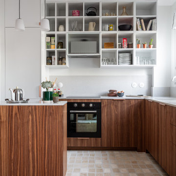 Réinventer un appartement de 47m² par la courbe et les couleurs