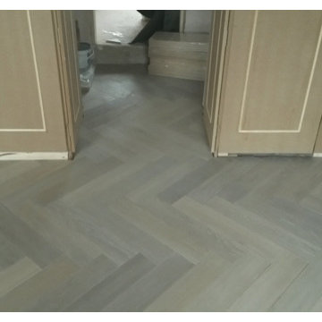 Installing Wood Flooring in a Herringbone Wood Design