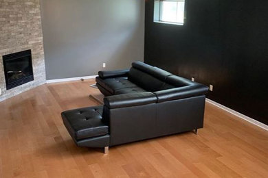 Home design - contemporary home design idea in Montreal