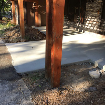 Flagstone Stamp Overlay Driveway with Natural Flagstone Sidewalk Added