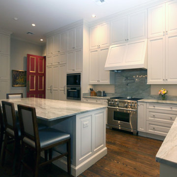 Large Eat in Kitchen with Floor to Ceiling Brookhaven Cabinetry