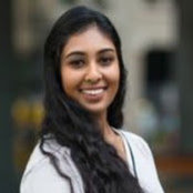 Sara Raza's photo
