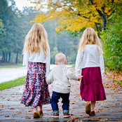 Ashley Johnson's photo