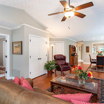 S Garden Ct NE