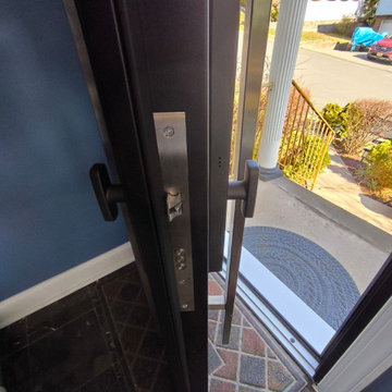 Deux 6500 Black with fingerprint smart lock