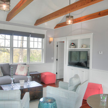 Poolside Cottage