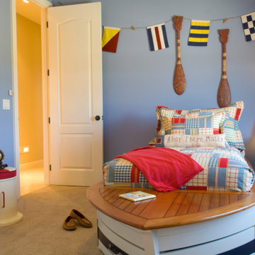Transitional custom family home
