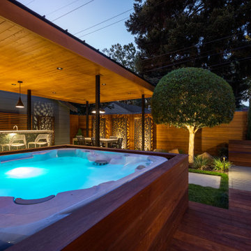 Covered/Uncovered Outdoor Living