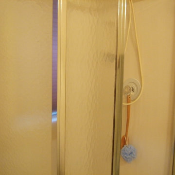 Green House Cleaning Examples - Bathroom