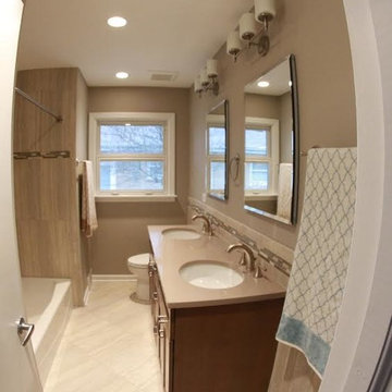 Glenview Residence Main Bath