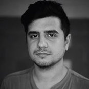 Andrew Gomez's photo