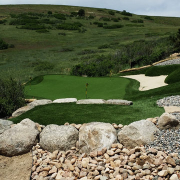 Synthetic Putting Green Complexes (bunkers/chipping/hazards)