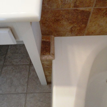 Irvine Soaking Tub With Rain Glass Shower Doors & Recessed Shampoo Shelf
