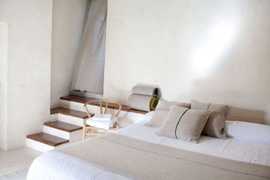 This is an example of a mediterranean bedroom in Barcelona.