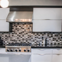 Irvine, CA, Residence - Kitchen And Dining Furniture