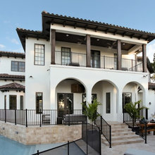 Skyline Exterior