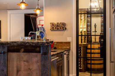 Minimalist home bar photo in Denver