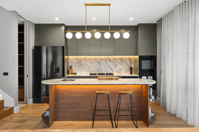 Example of a 1960s kitchen design in Melbourne