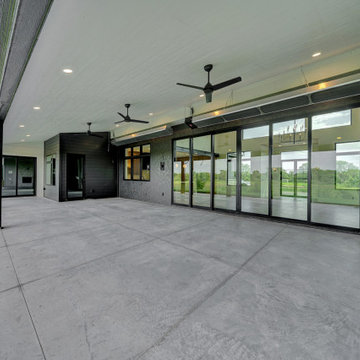 Sprawling Ranch