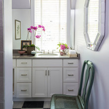 Mikaelas bathroom