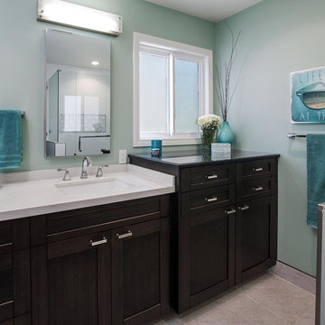 Coastal Vibe Bath