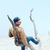 Adam Mikail's photo