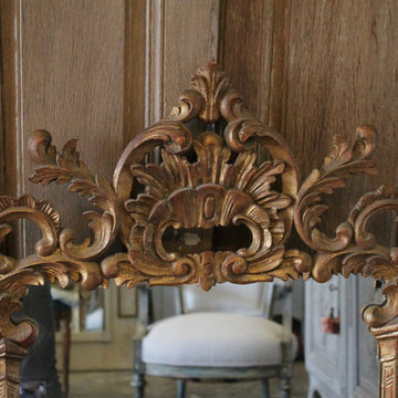 Vintage Carved Italian Giltwood Mirror