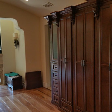 Custom Wardrobes