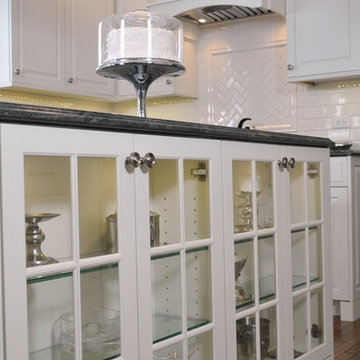 Country White with Oceanstone Quartz - Wheaton, IL