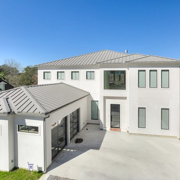 Standing Seam Metal Roof in River Ridge